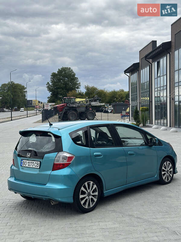 Хетчбек Honda Fit 2013 в Тернополі фото 4 Хетчбек Honda Fit 2013 в Тернополі