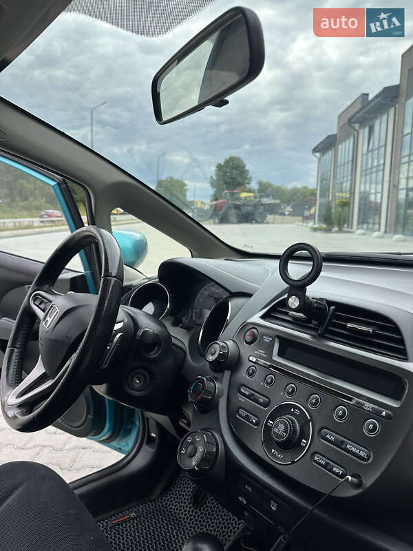 Хетчбек Honda Fit 2013 в Тернополі фото 13 Хетчбек Honda Fit 2013 в Тернополі