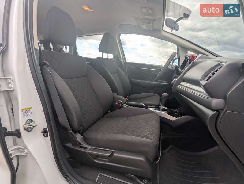 Хетчбек Honda Fit 2015 в Тернополі фото 3 Хетчбек Honda Fit 2015 в Тернополі