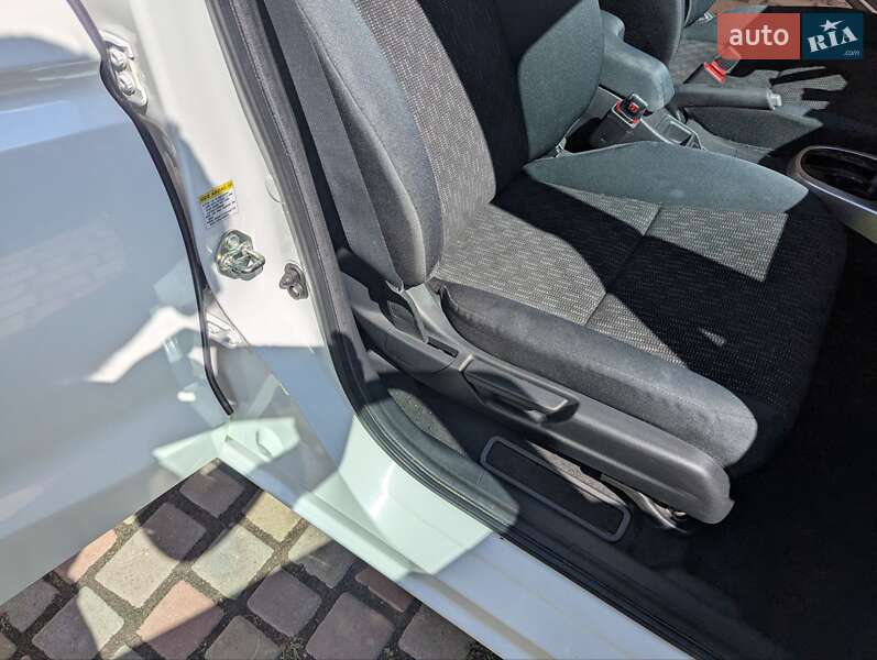 Хетчбек Honda Fit 2015 в Тернополі фото 20 Хетчбек Honda Fit 2015 в Тернополі