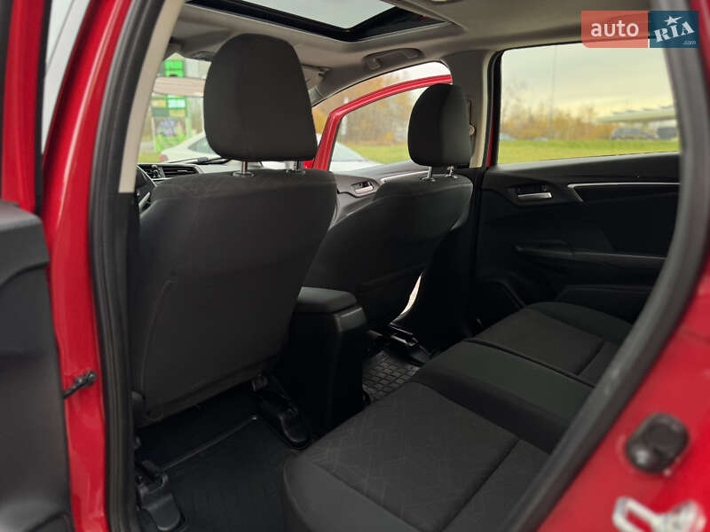 Хэтчбек Honda Fit 2017 в Дрогобыче