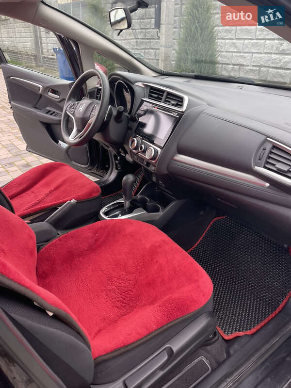 Хэтчбек Honda Fit 2015 в Ровно