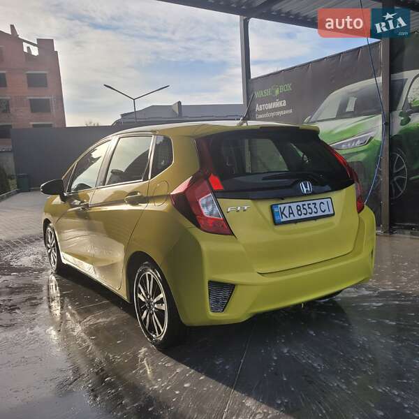 Хэтчбек Honda Fit 2016 в Гостомеле