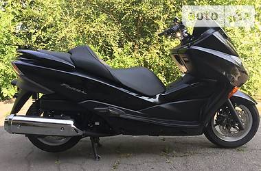 Макси-скутер Honda Forza 125 2010 в Днепре