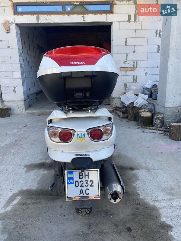 Макси-скутер Honda Forza 250 2008 в Киеве фото 3 Макси-скутер Honda Forza 250 2008 в Киеве