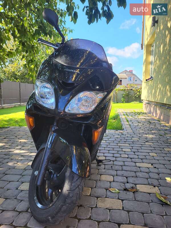 Скутер Honda Forza 250 2009 в 