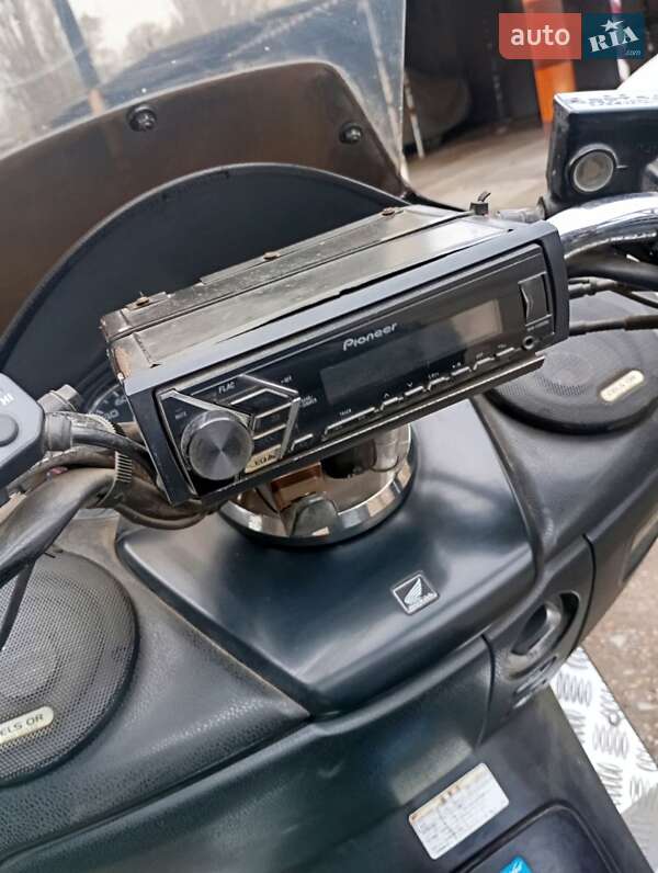 Макси-скутер Honda Forza 250 2006 в Одессе фото 6 Макси-скутер Honda Forza 250 2006 в Одессе