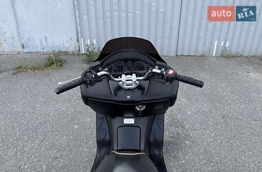 Макси-скутер Honda Forza 250 2006 в 
