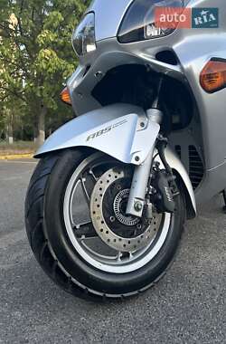 Макси-скутер Honda Forza 250 2003 в 