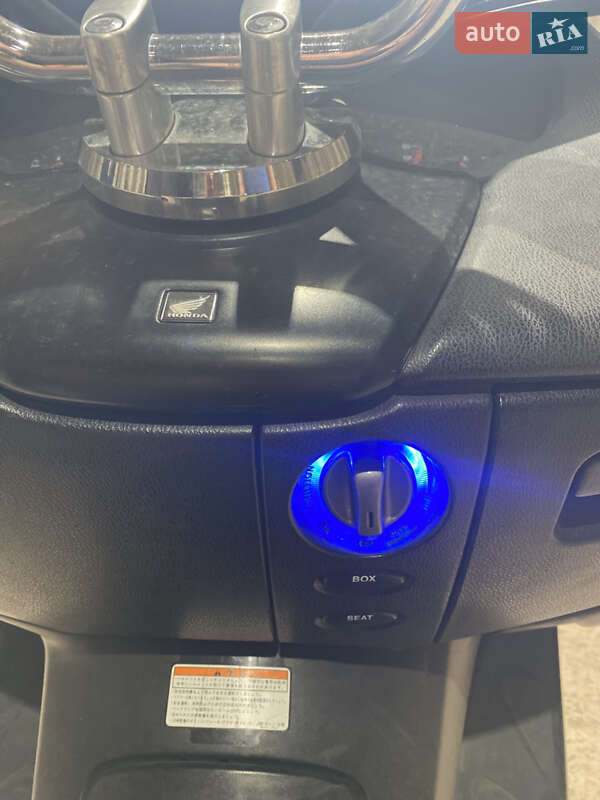 Максі-скутер Honda Forza 250 2008 в Києві