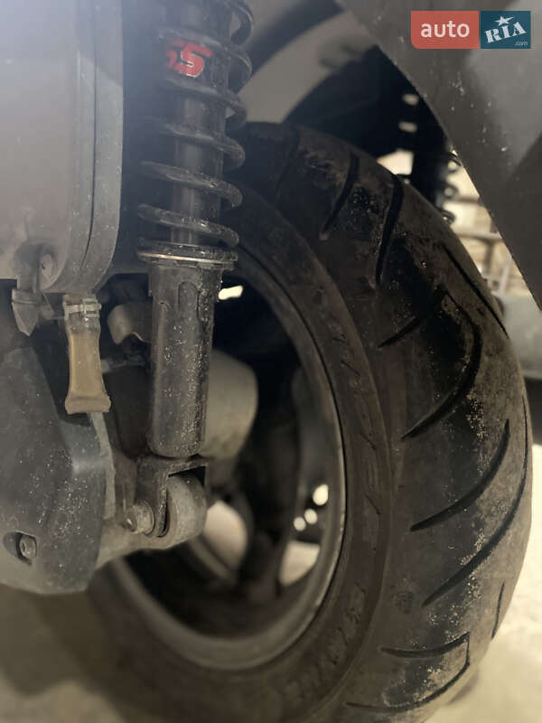 Максі-скутер Honda Forza 250 2008 в Києві