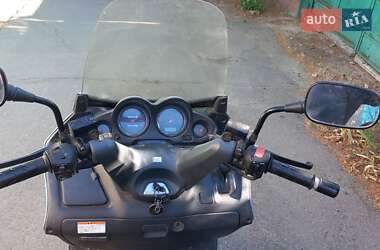 Максі-скутер Honda Forza 250 2003 в 