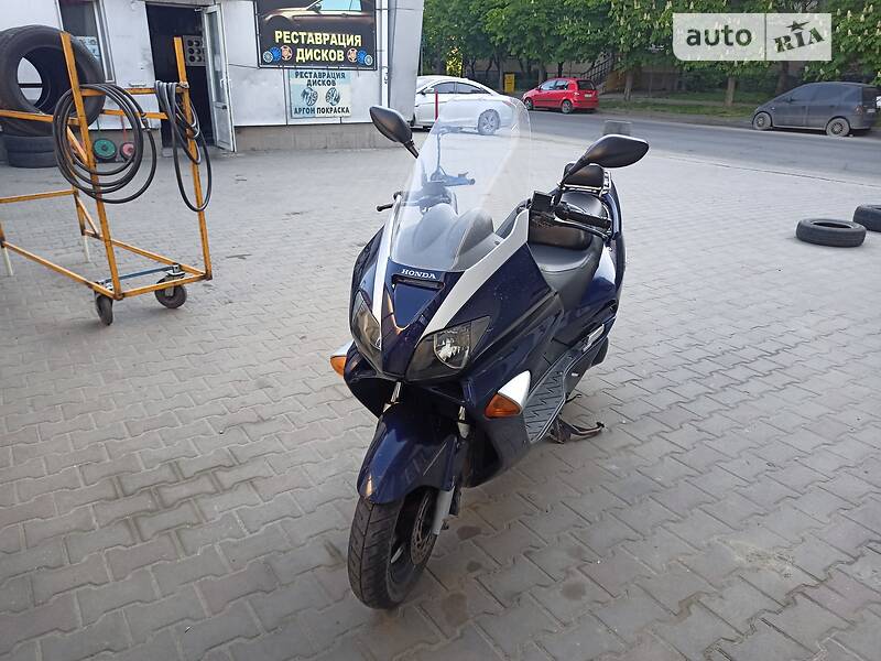 Honda Forza