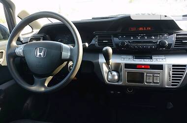 Минивэн Honda FR-V 2007 в Ровно