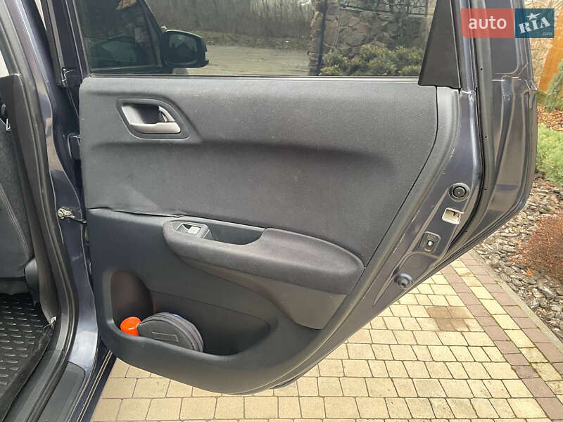 Микровэн Honda FR-V 2006 в Луцке