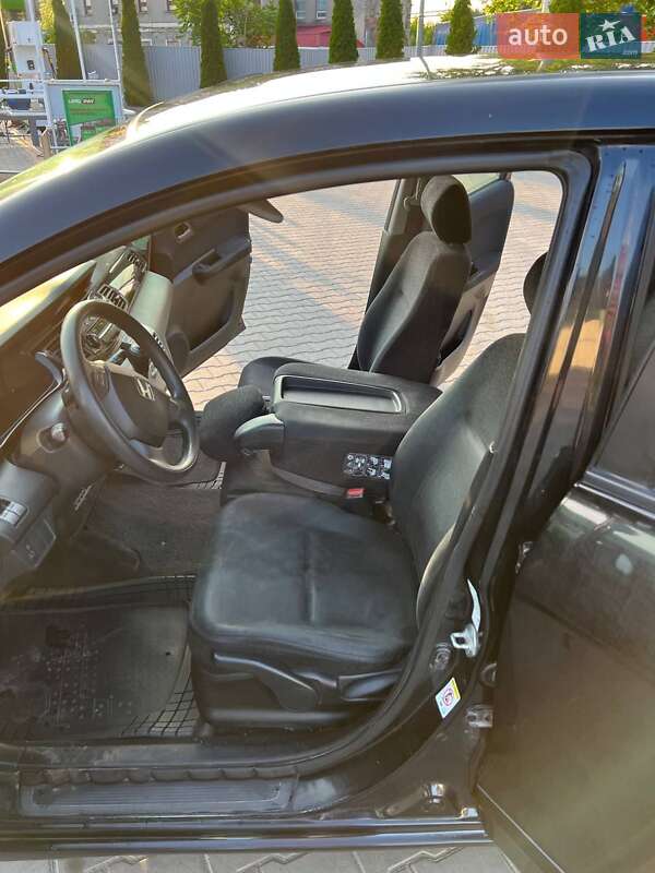 Мікровен Honda FR-V 2006 в Одесі фото 16 Мікровен Honda FR-V 2006 в Одесі