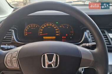 Микровэн Honda FR-V 2005 в 
