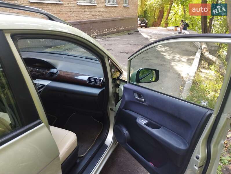 Микровэн Honda FR-V 2005 в Киеве фото 29 Микровэн Honda FR-V 2005 в Киеве