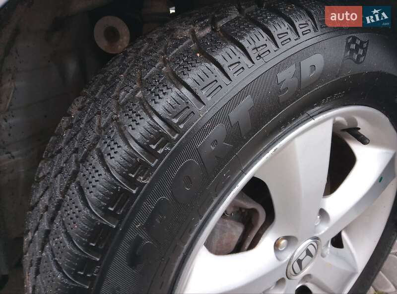 Микровэн Honda FR-V 2008 в Коростене