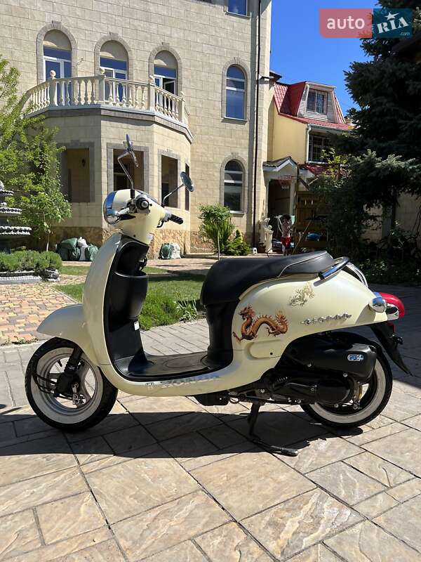 Скутер ретро Honda Giorno AF-24 2016 в Одесі