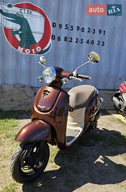 Скутер Honda Giorno Crea AF-54 2001 в 