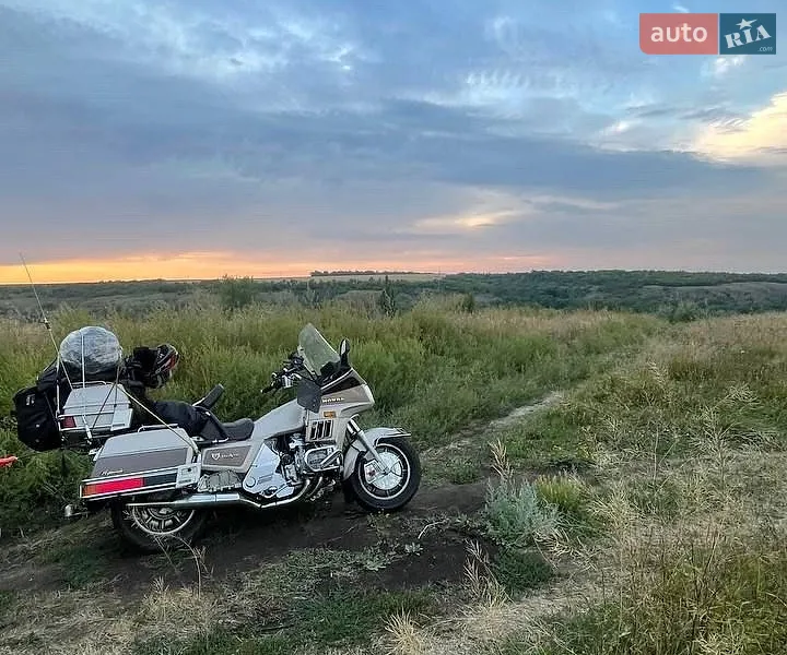 Honda GL 1200 Gold Wing 1984