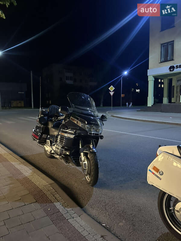 Мотоцикл Круизер Honda GL 1500 Gold Wing 1990 в Владимире