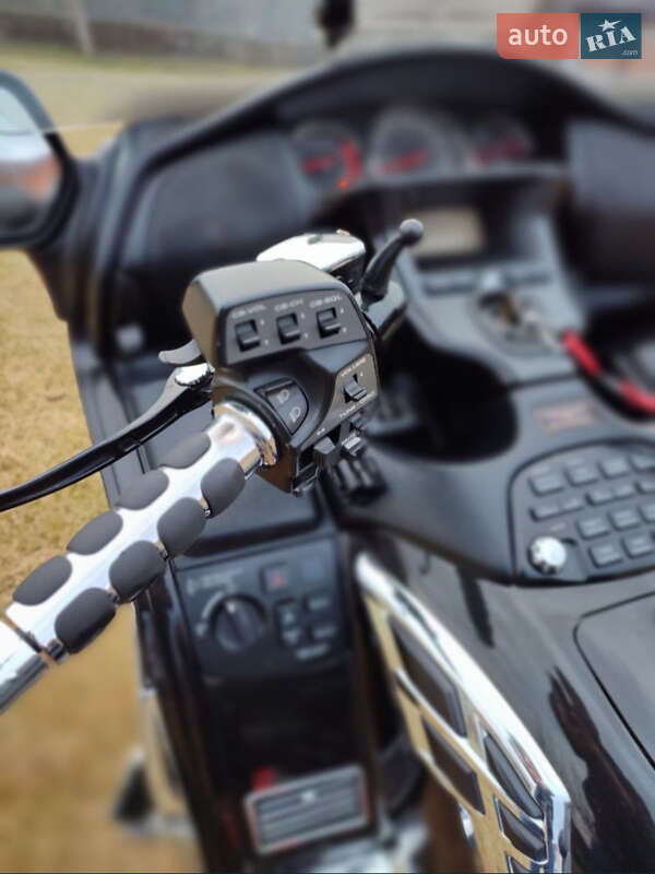 Мотоцикл Круизер Honda GL 1800 Gold Wing Tour 2007 в Запорожье