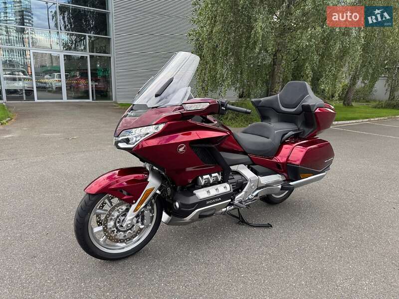 Мотоцикл Туризм Honda GL 1800 Gold Wing Tour 2024 в Киеве фото 41 Мотоцикл Туризм Honda GL 1800 Gold Wing Tour 2024 в Киеве