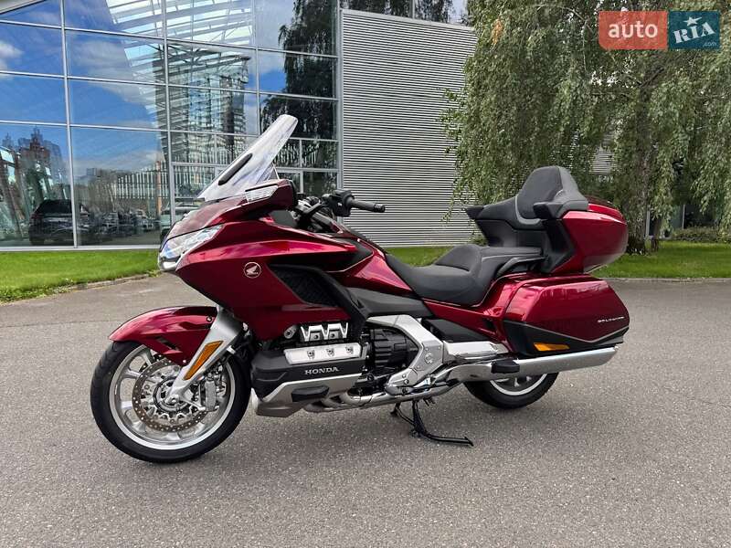Honda GL 1800 Gold Wing Tour 2024