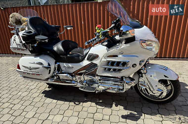 Мотоцикл Туризм Honda GL 1800 Gold Wing Tour 2009 в Владимире