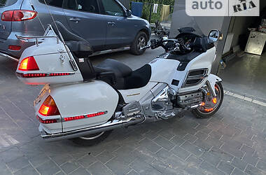Мотоцикл Круизер Honda GL 1800 Gold Wing 2004 в 