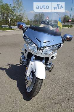 Мотоцикл Круізер Honda GL 1800 Gold Wing 2002 в Ужгороді