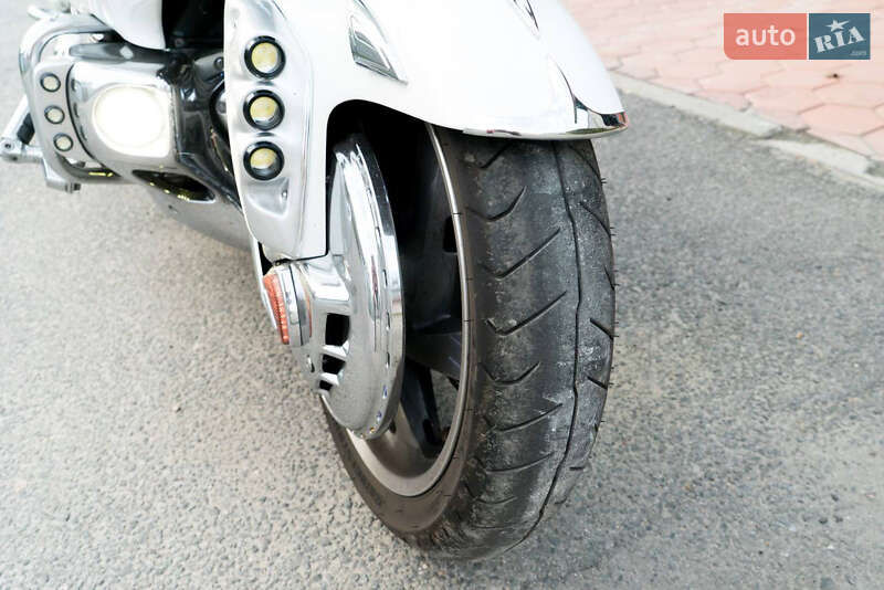 Мотоцикл Туризм Honda GL 1800 Gold Wing 2010 в Днепре фото 10 Мотоцикл Туризм Honda GL 1800 Gold Wing 2010 в Днепре