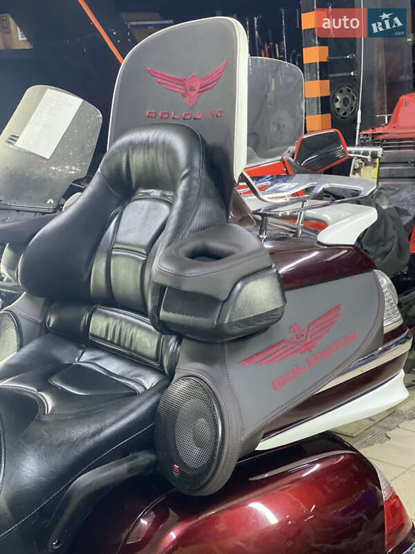 Мотоцикл Туризм Honda GL 1800 Gold Wing 2008 в Києві
