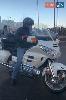 Мотоцикл Круизер Honda GL 1800 Gold Wing 2002 в 