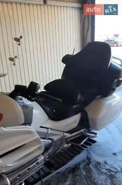 Мотоцикл Круизер Honda GL 1800 Gold Wing 2002 в 