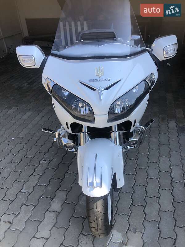 Honda GL 1800 Gold Wing 2013