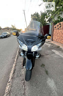 Мотоцикл Круизер Honda GL 1800 Gold Wing 2012 в 