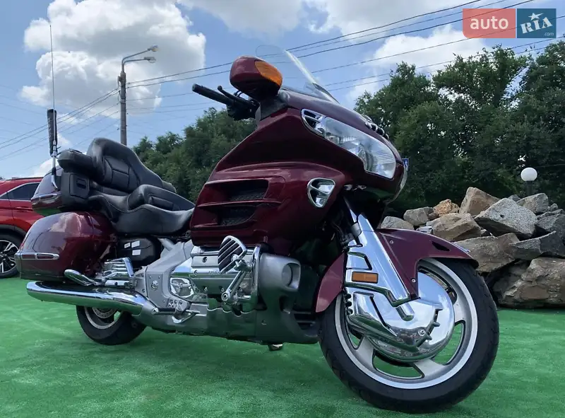Мотоцикл Туризм Honda GL 1800 Gold Wing 2005 в 