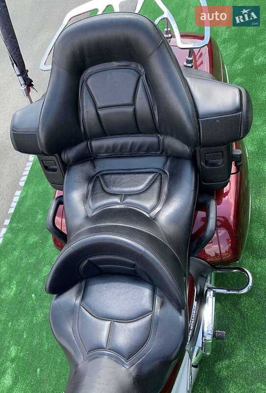 Мотоцикл Туризм Honda GL 1800 Gold Wing 2005 в Одессе