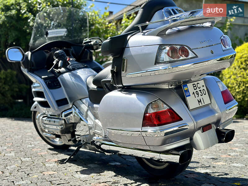 Мотоцикл Круізер Honda GL 1800 Gold Wing 2009 в Виноградові