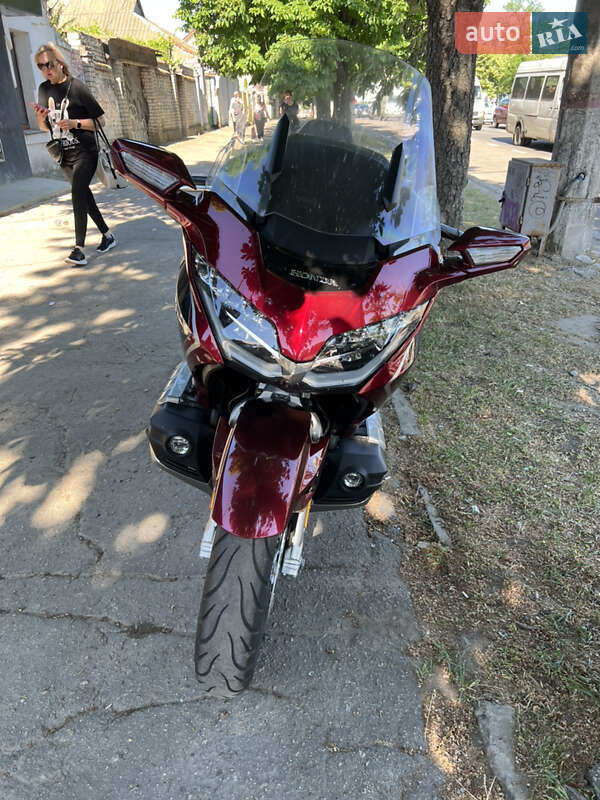 Мотоцикл Круизер Honda GL 1800 Gold Wing 2019 в 