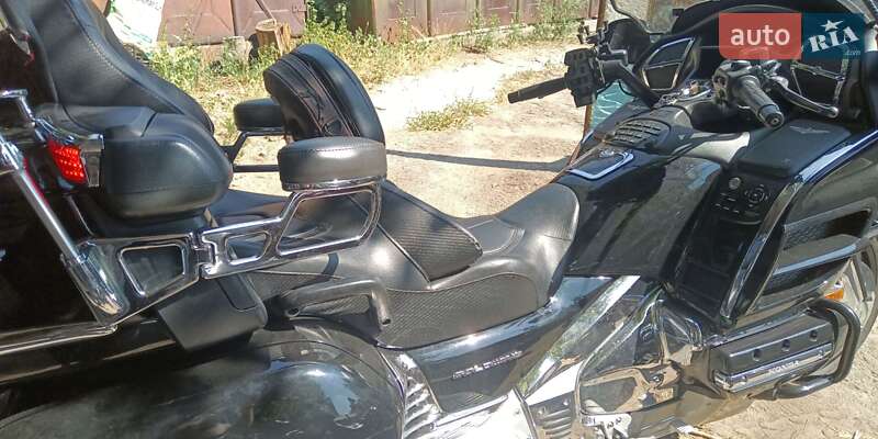 Мотоцикл Круизер Honda GL 1800 Gold Wing 2009 в Киеве