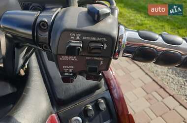 Мотоцикл Круизер Honda GL 1800 Gold Wing 2004 в 