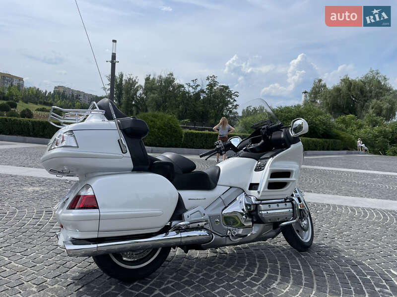 Мотоцикл Круизер Honda GL 1800 Gold Wing 2009 в Днепре