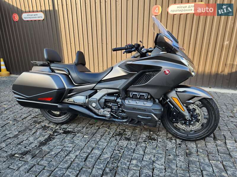 Мотоцикл Туризм Honda GL 1800 Gold Wing 2018 в Киеве