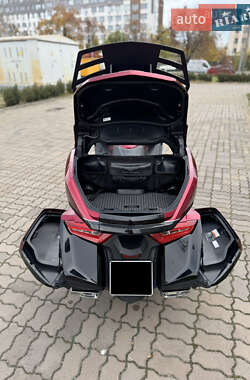 Мотоцикл Туризм Honda GL 1800 Gold Wing 2020 в 