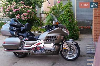 Мотоцикл Туризм Honda GL 1800 Gold Wing 2004 в 