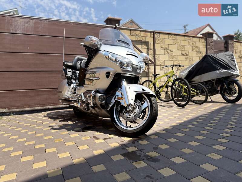 Мотоцикл Туризм Honda GL 1800 Gold Wing 2008 в Києві